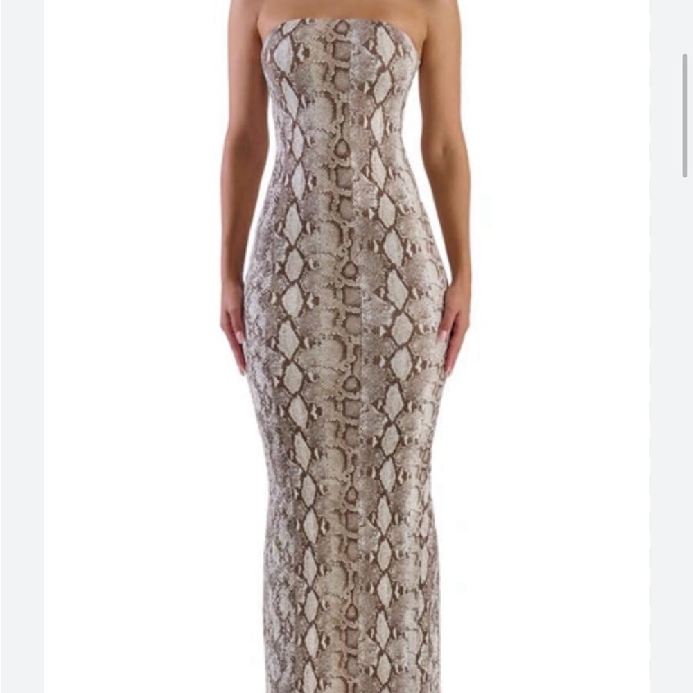 Elegant Gray Snake Print Dress